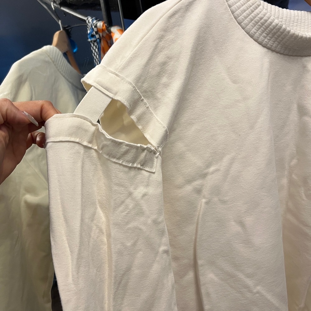 Elegant Cream Distressed Sweatshirt - Picture 3 of 4